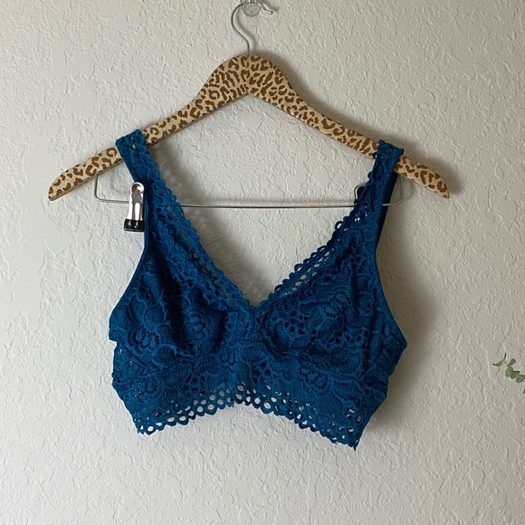SOLD Aerie Lace Bralette Sz. Medium in Turquoise - Picture 2 of 4